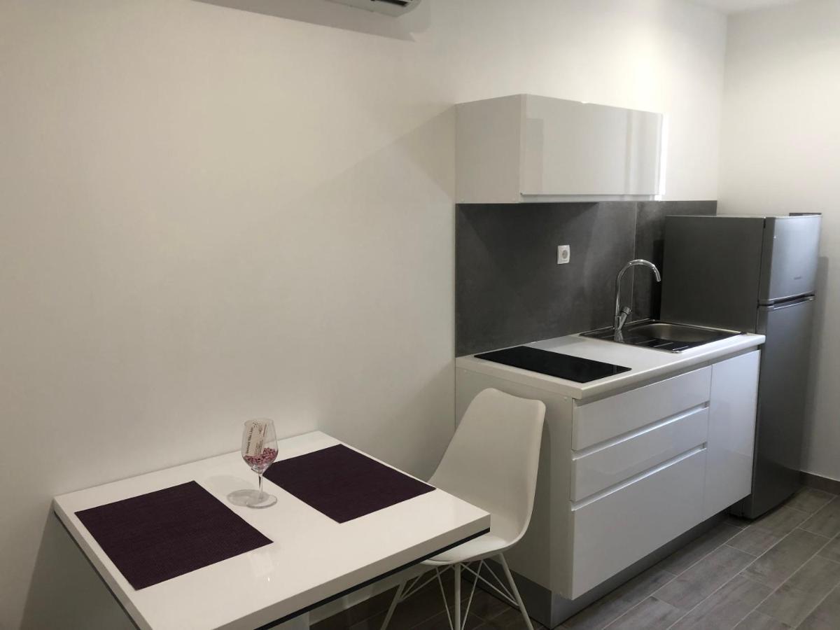 Apartmani Milka I Jozo Omiš Eksteriør bilde